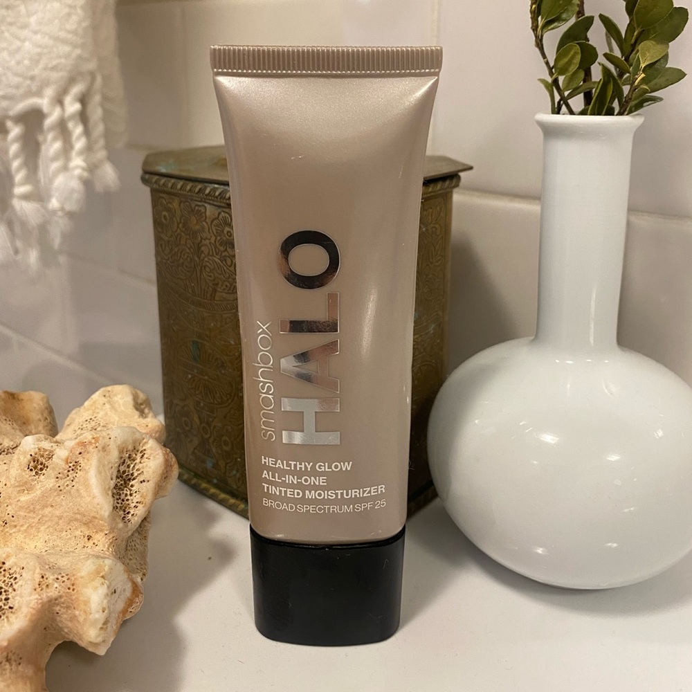 Smashbox Halo - All-In-One Tinted Moisturizer
